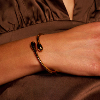 Pevný pozlacený stříbrný náramek Hot Diamonds X Golden Edit Droplet DC240