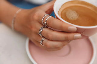 Stříbrný prsten Hot Diamonds Willow DR208